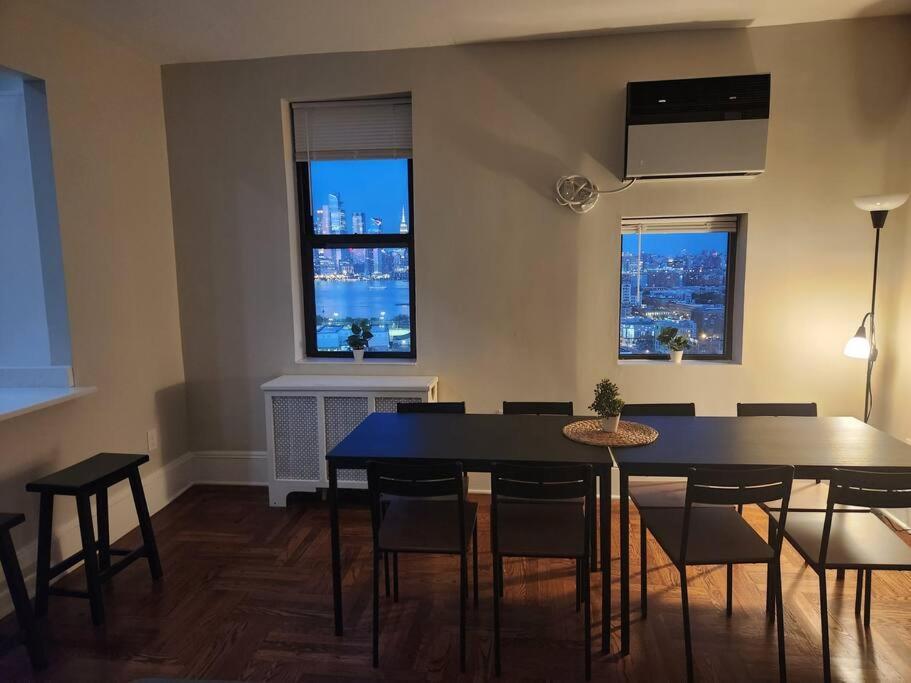 Elegant 2 Bed Gem! Mins From Nyc Apartment Юниън Сити Екстериор снимка